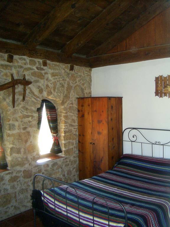 Masia Del Aragones Peñarroya de Tastavins Szoba fotó